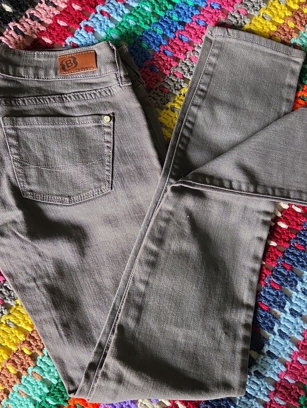 Bullhead Hermosa Fit Gray Stretch Super Skinny Jeans. NWOT. Size 1 Short.